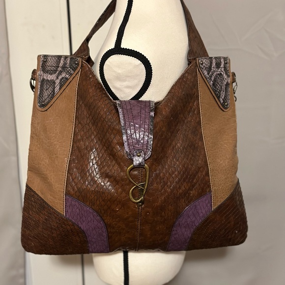 Jessica Simpson snake printed handbag - Picture 1 of 12